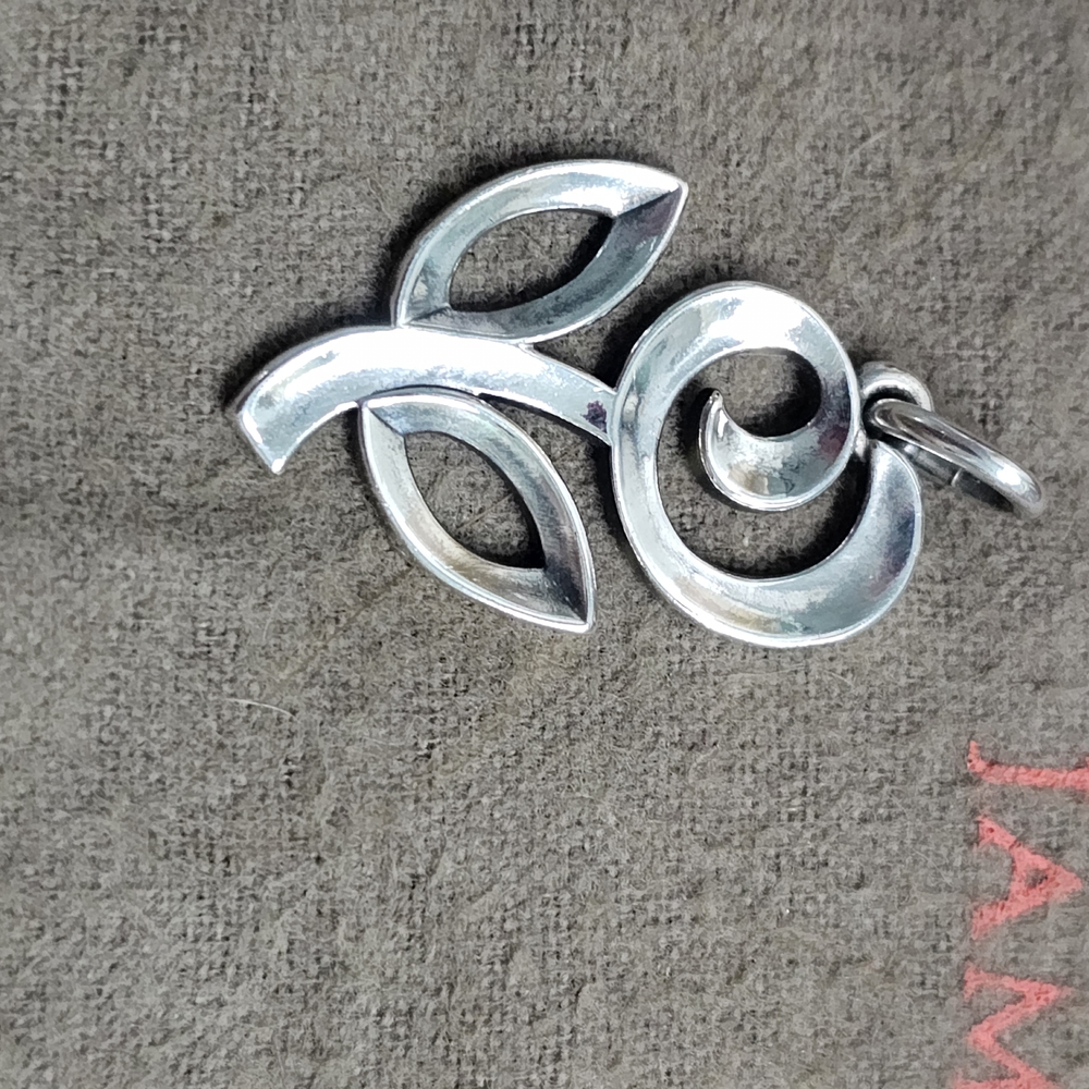 James Avery Silver Floral Pendant - Picture 6 of 6